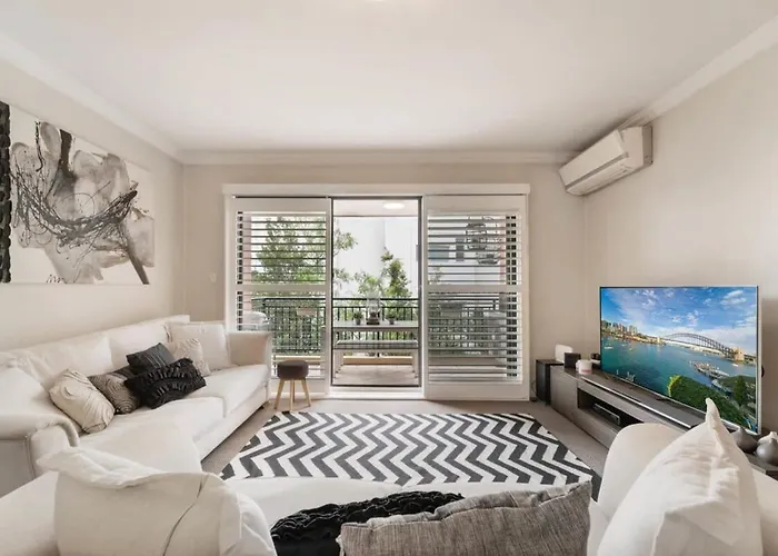 Walk To Coogee Beach Apartment Retreat