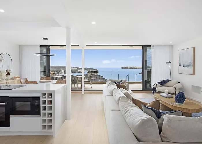 Tarquin - Stunning, Modern, Views