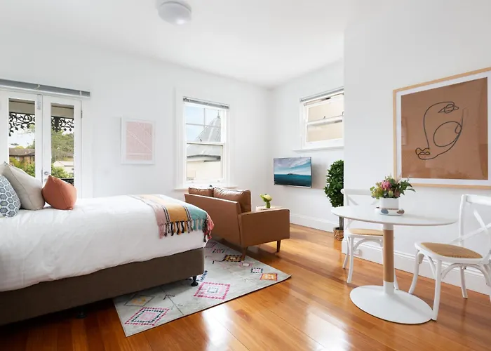 Explore Sydney Staying In Perfect Located Studio