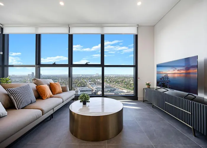 Luxury 1Br Apt With Stunning City Skyline Views