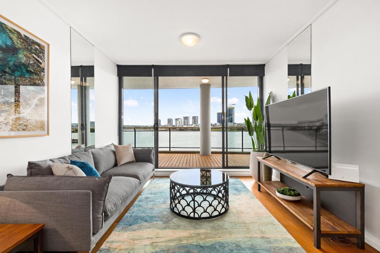 Resort Style 2 Bdrm In Homebush With Bay Views -57 Ben Apartment *