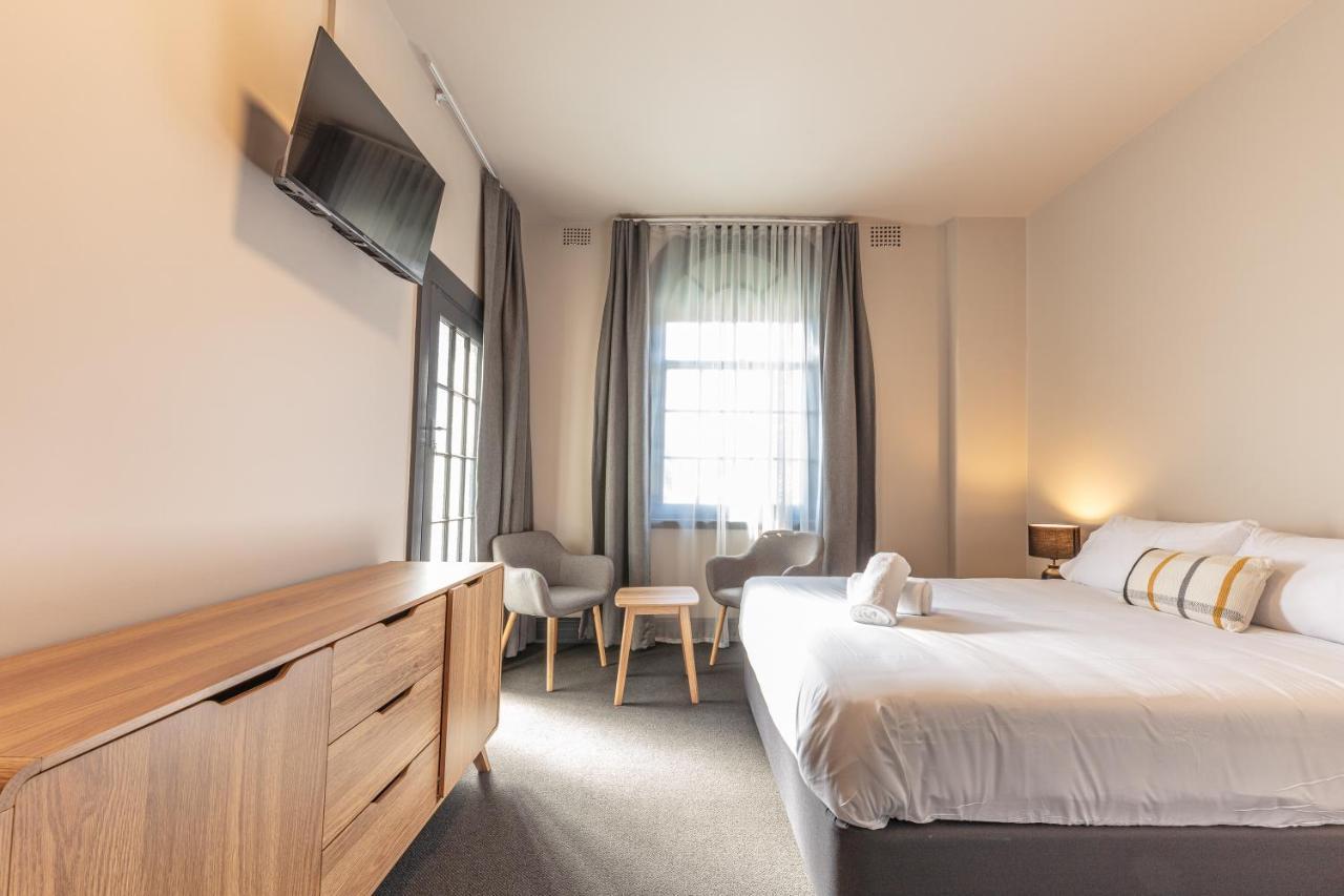 Lakemba Hotel