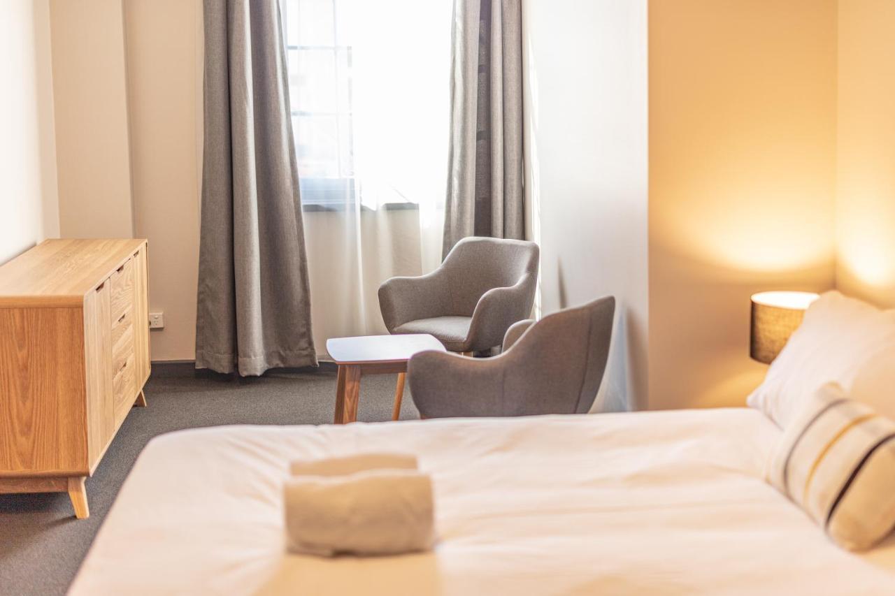 Lakemba Hotel 3*