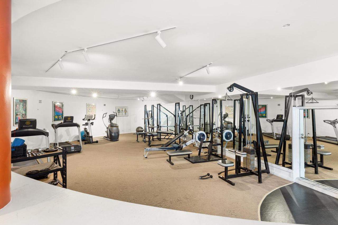 Resort Style 2 Bdrm In Homebush With Bay Views -57 Ben Apartment *