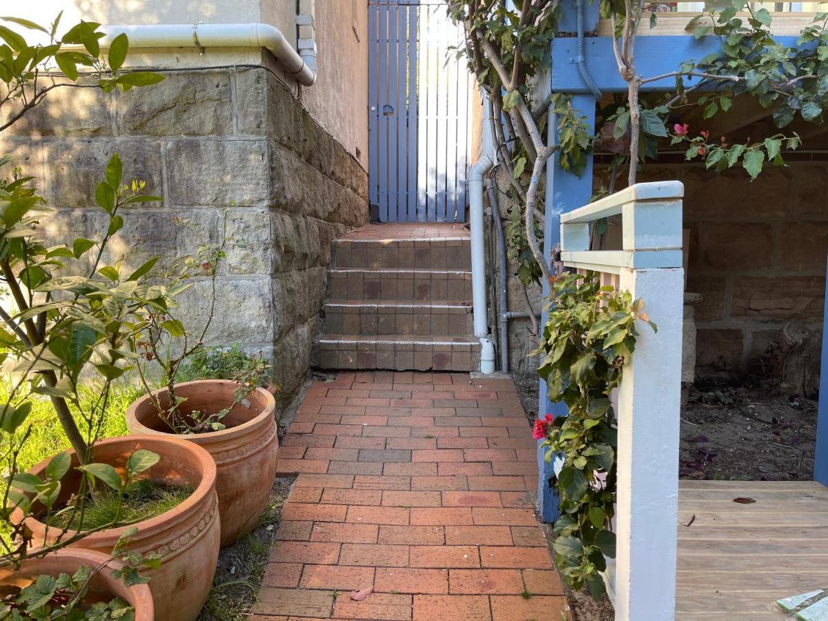 Treetops Penthouse Rose Bay Sydney, 3 Bedrooms *