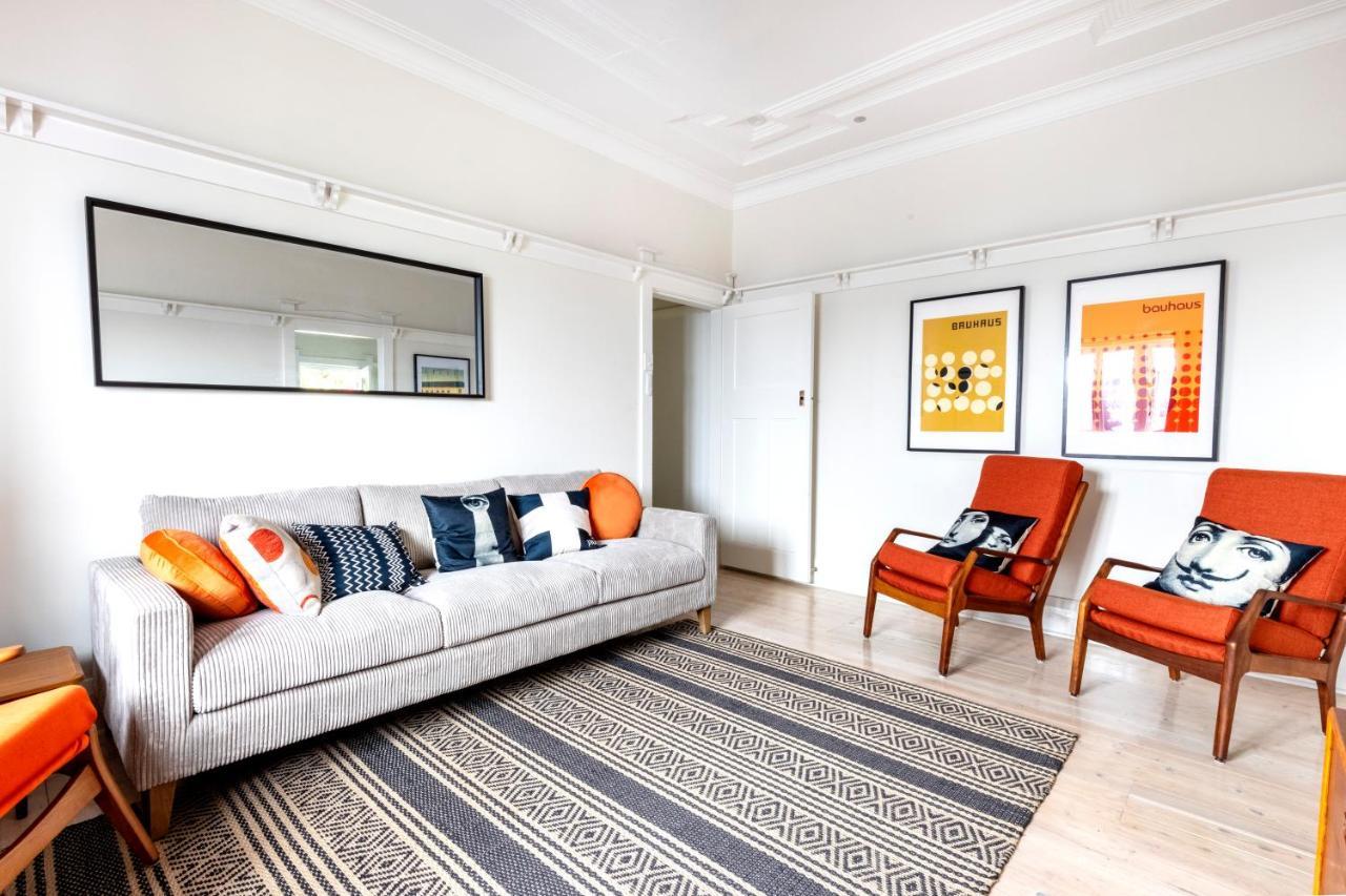 Chic Bondi Pad
