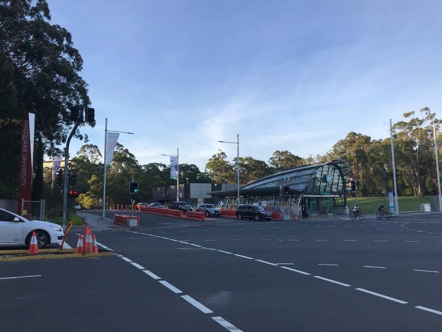 Apartment Macquarie Treetops - 2br In The Heart Of Macquarie Park Sydney