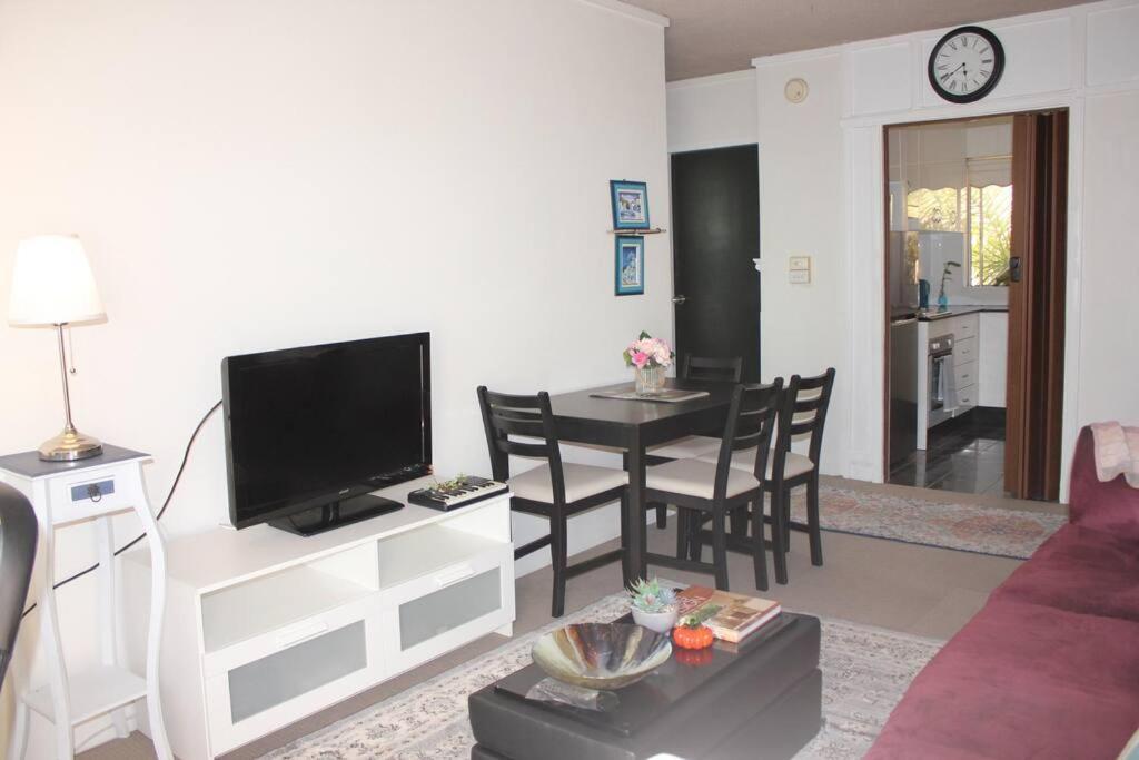 Apartment Macquarie Treetops - 2br In The Heart Of Macquarie Park Sydney