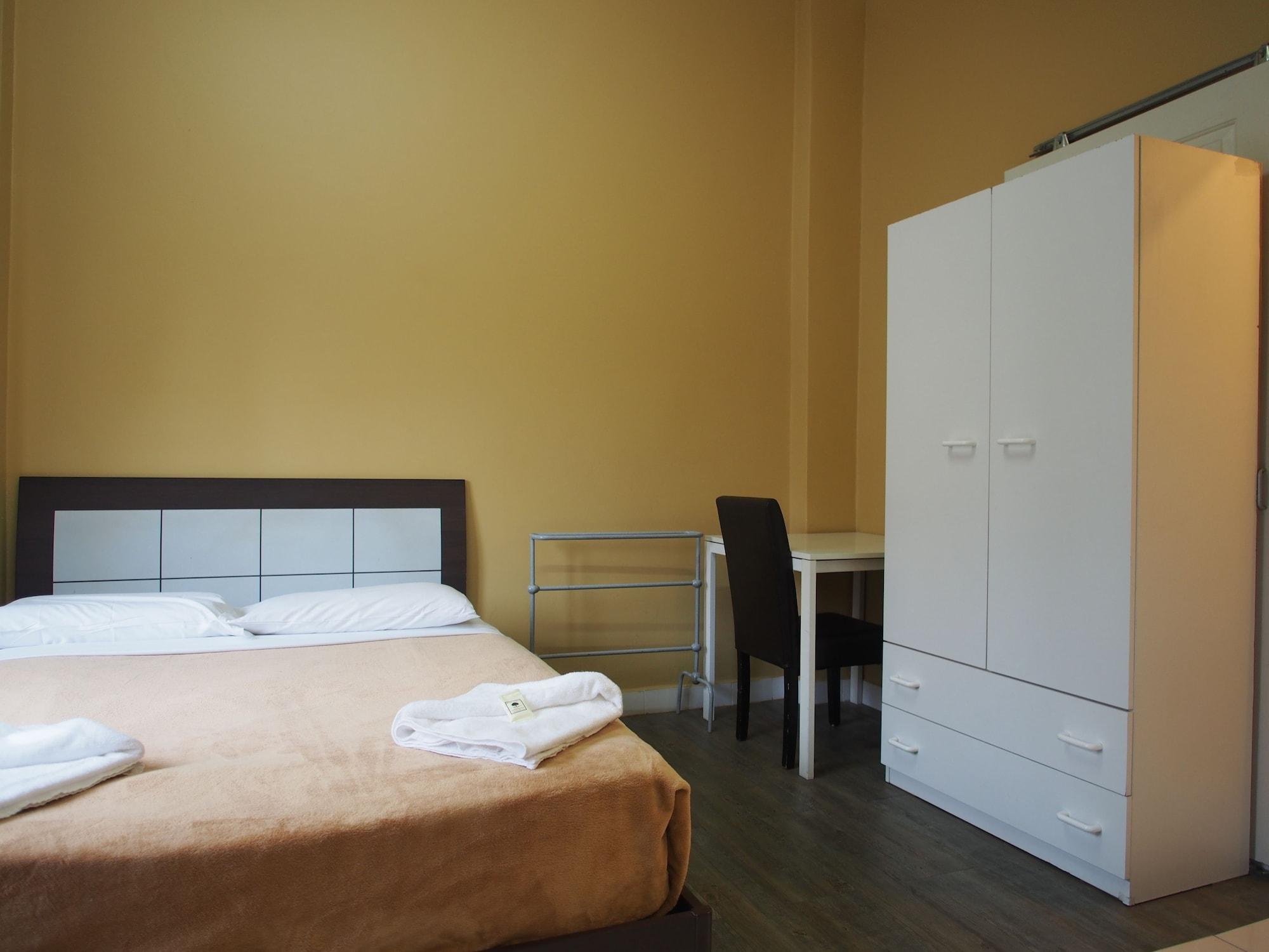 Private Hotel 2*