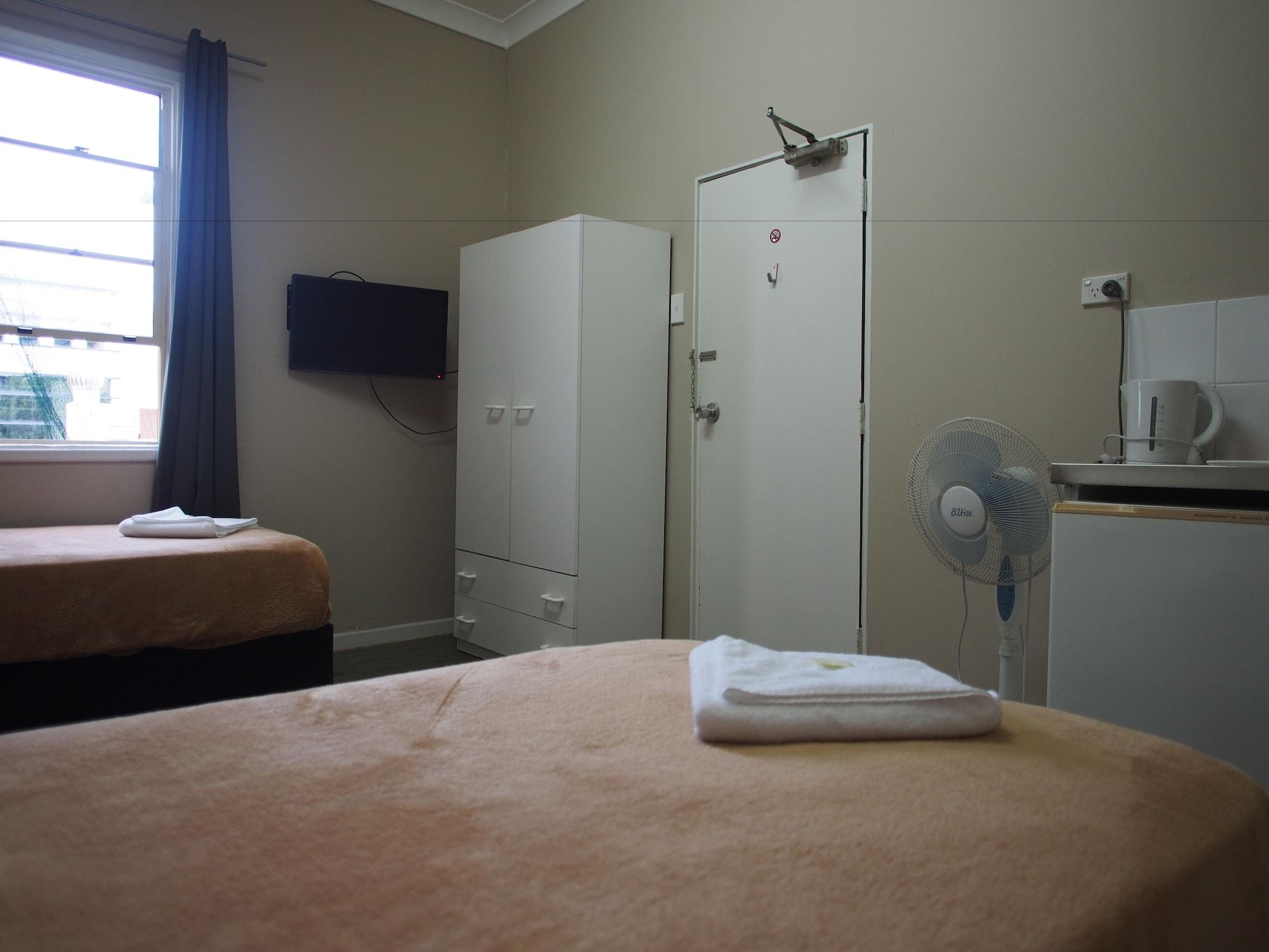 Private Hotel