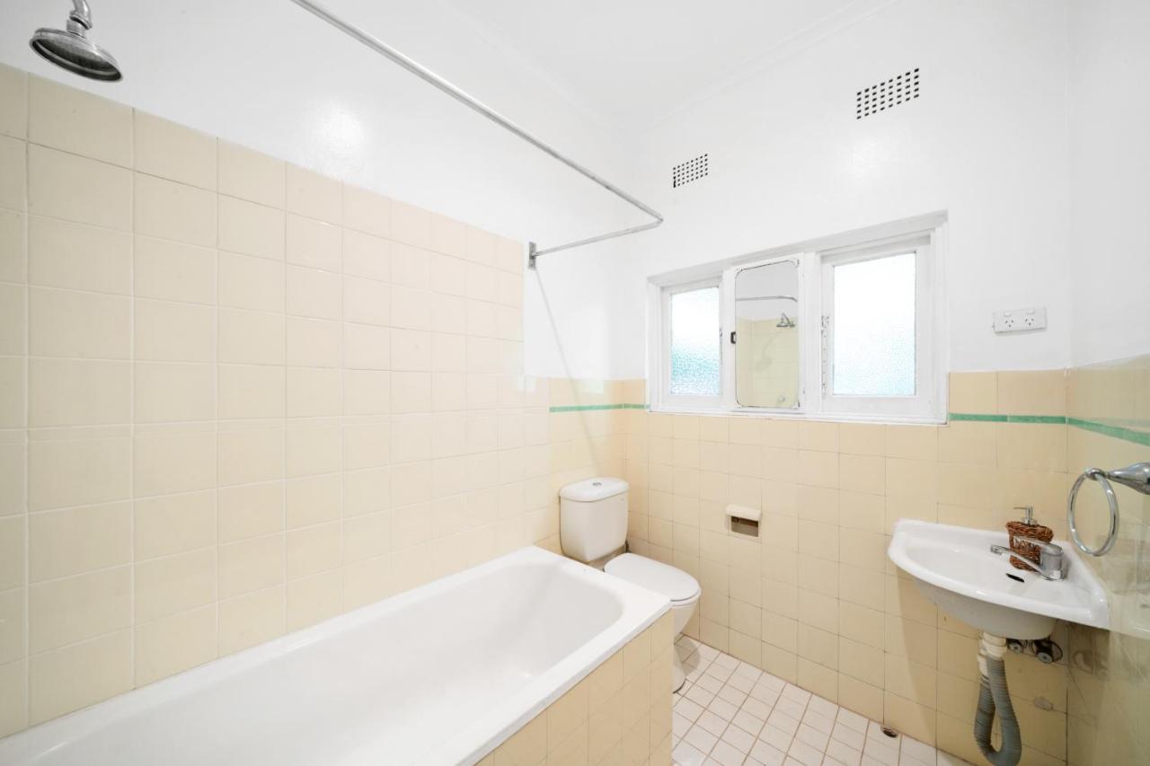 Apartment Burwood Lovely 2-bedroom Unit With Free Parking