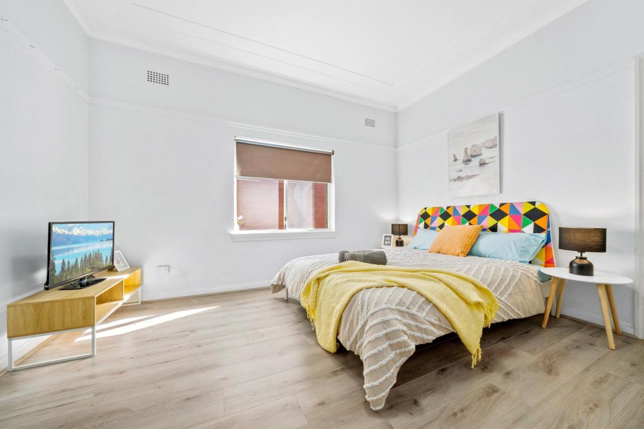 Apartment Burwood Lovely 2-bedroom Unit With Free Parking *