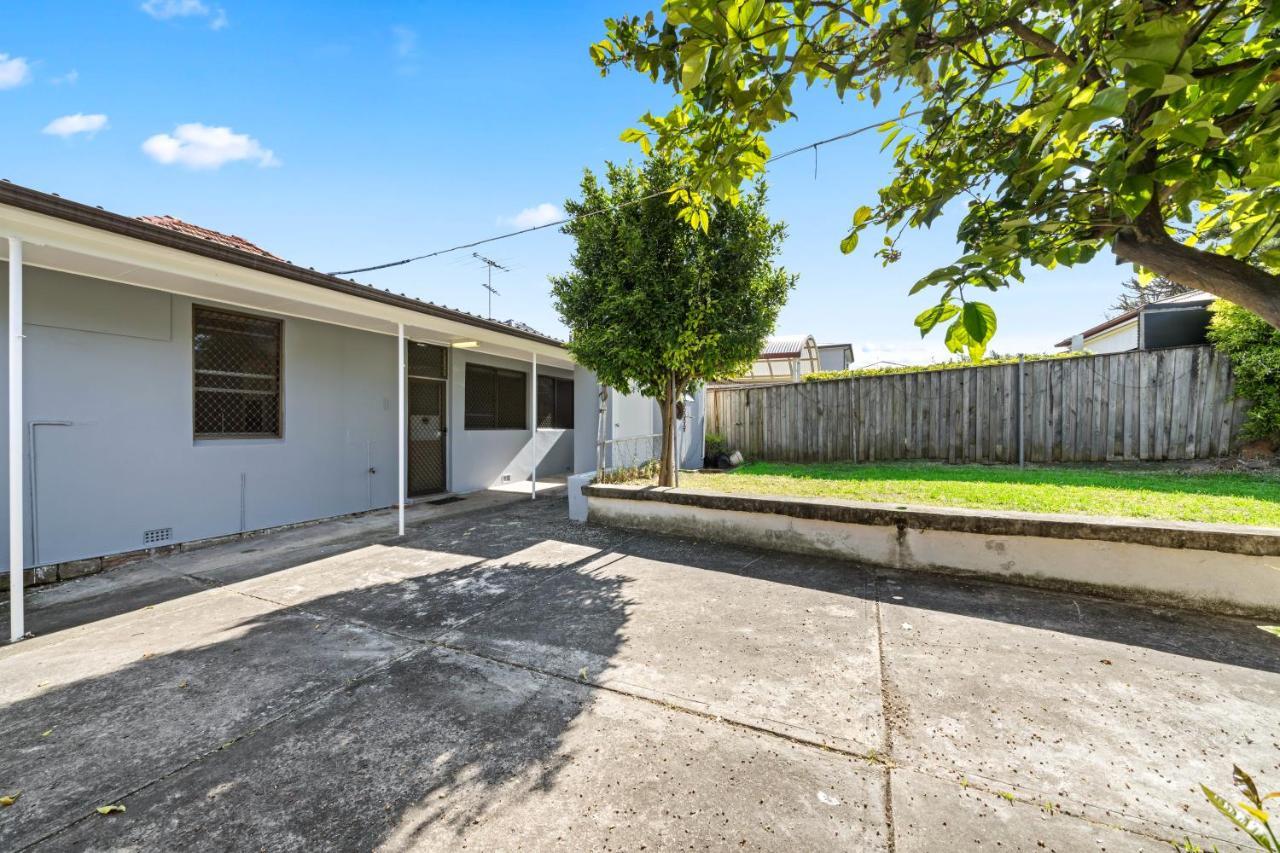 4 Bedroom House 500m To Drummoyne Bay Run Ferienhaus *