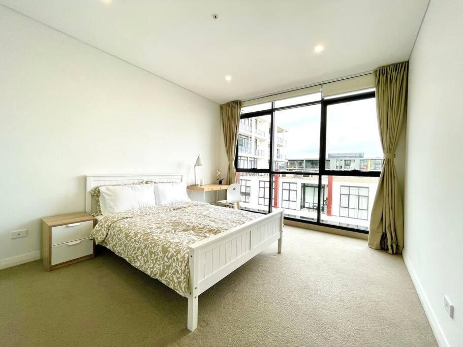 Water View 3 Bedroom Holiday With Free Park Sidney