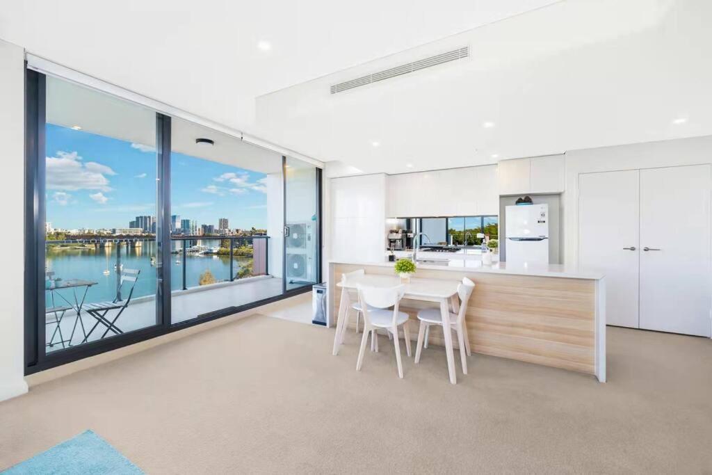 Water View 3 Bedroom Holiday With Free Park * Sidney