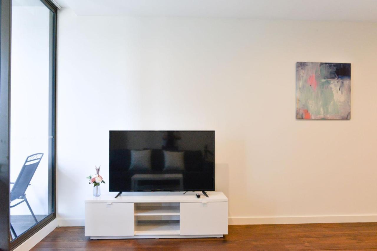 Cbd Modern 2 Bedroom Sydney