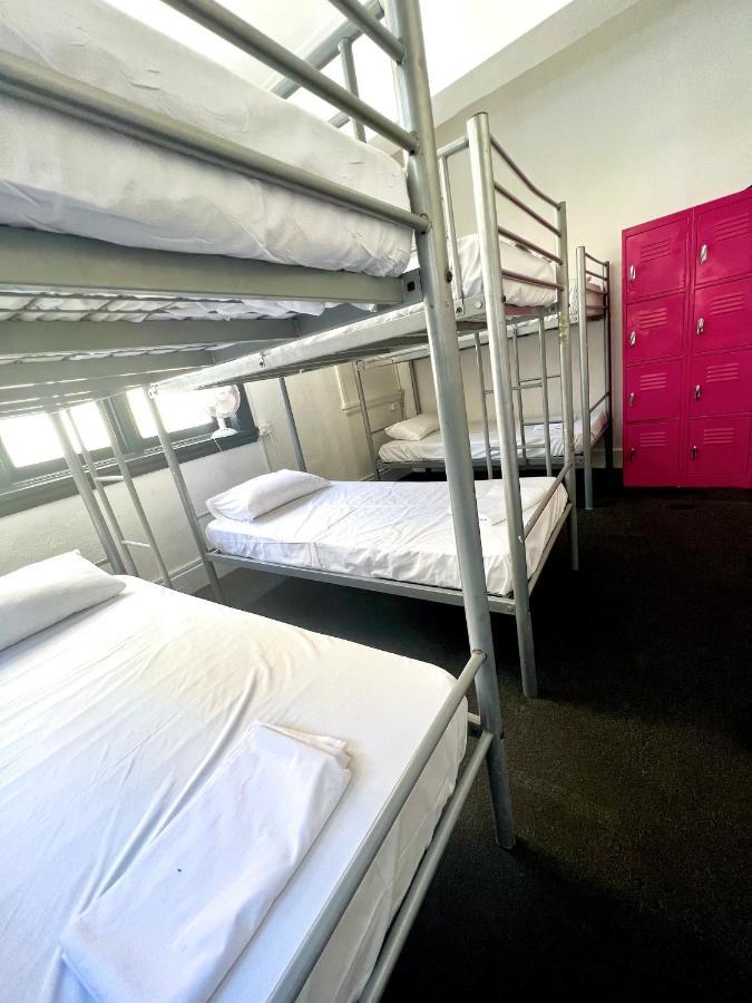 Hostel The Downing *