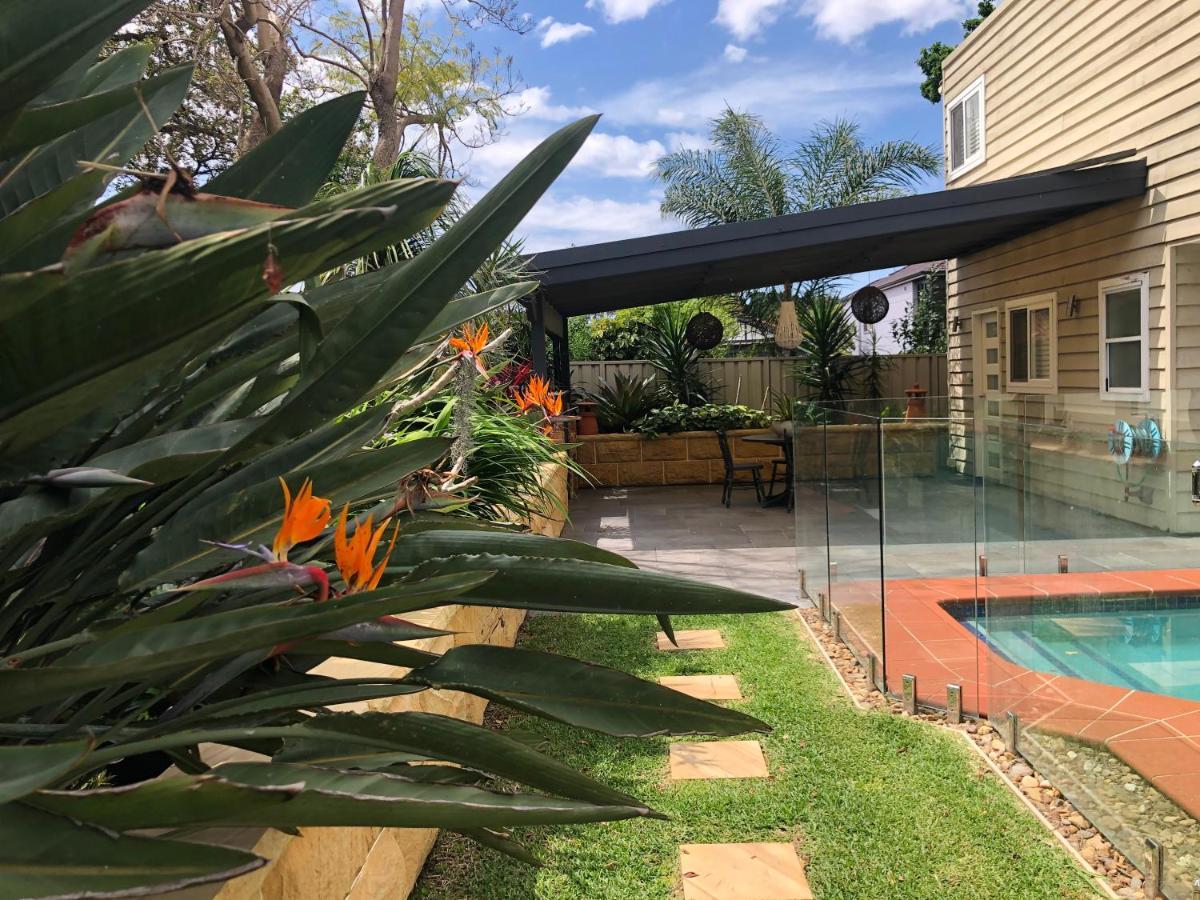 With Pool & Bbq - 10 Kms From Cbd *