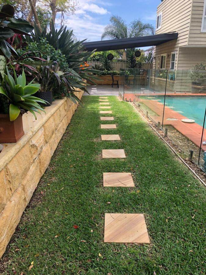 With Pool & Bbq - 10 Kms From Cbd *