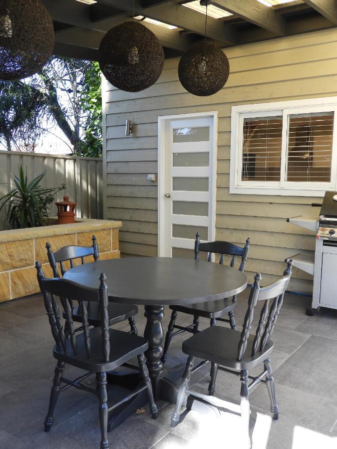 Holiday home With Pool & Bbq - 10 Kms From Cbd Sydney