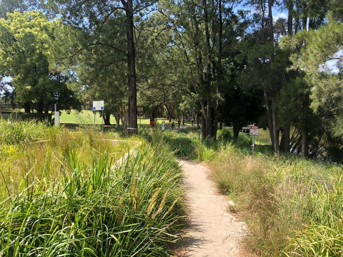 Holiday home With Pool & Bbq - 10 Kms From Cbd *