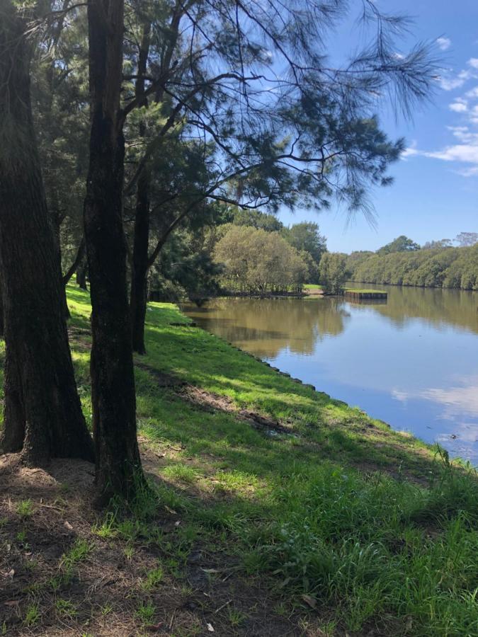 With Pool & Bbq - 10 Kms From Cbd Holiday home Sydney