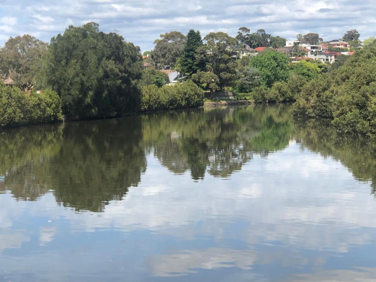 With Pool & Bbq - 10 Kms From Cbd *