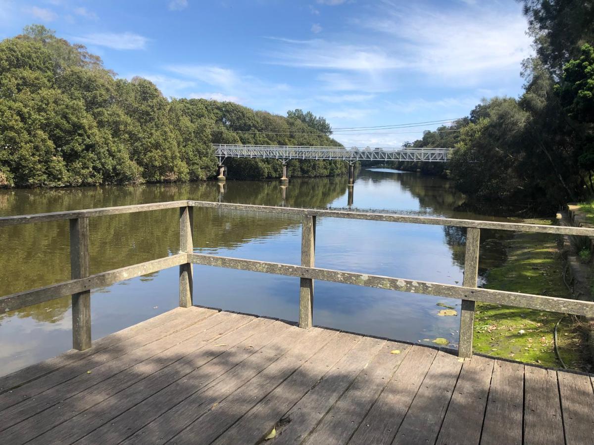 With Pool & Bbq - 10 Kms From Cbd