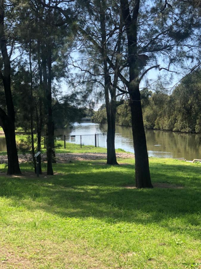 With Pool & Bbq - 10 Kms From Cbd Holiday home *