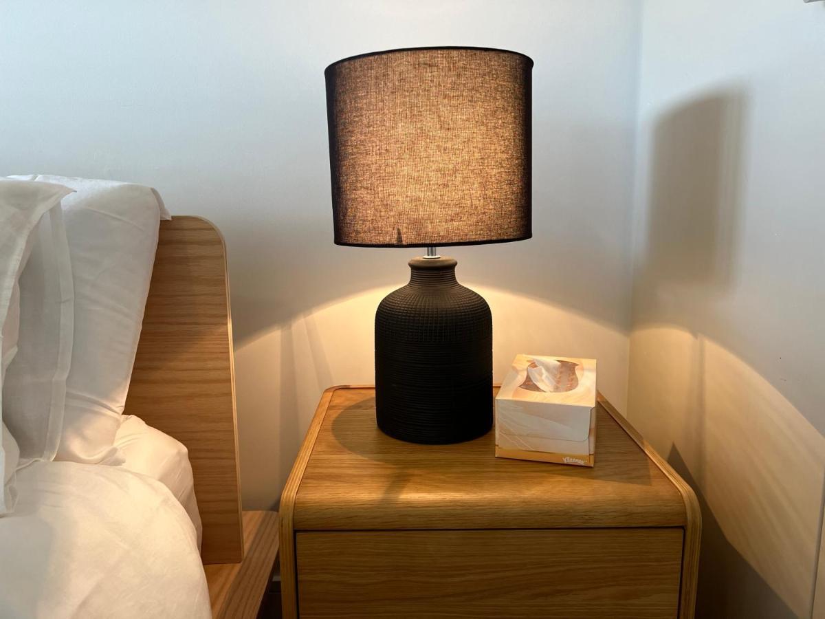 Apartment The Alexander - Harbour Views, Parking, Pool, 24hr Concierge