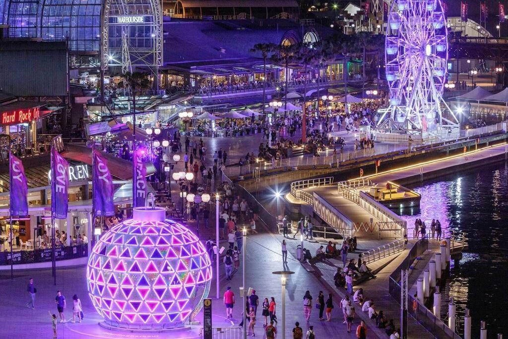 Darling Harbour Stunning Location With Pool, Gym, Wifi, Netflix Apartment Sydney