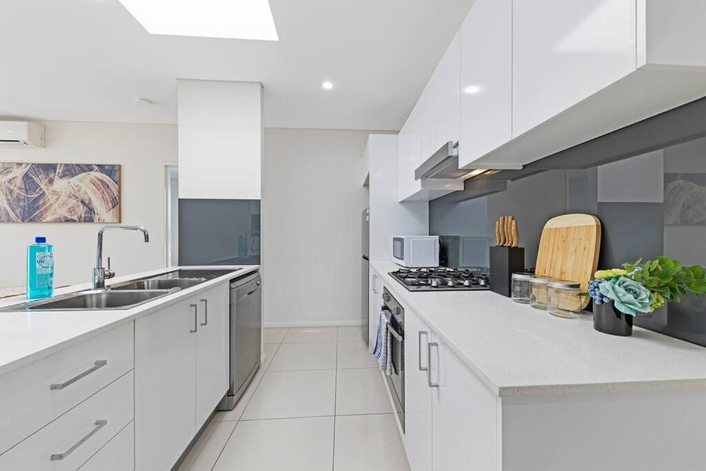 Aircabin｜carlingford｜lovely｜2 Beds Apt + Parking Apartamento Sidney
