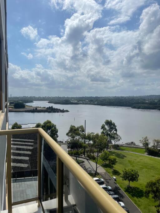 Amazing Waterside View In Rhodes Sydney