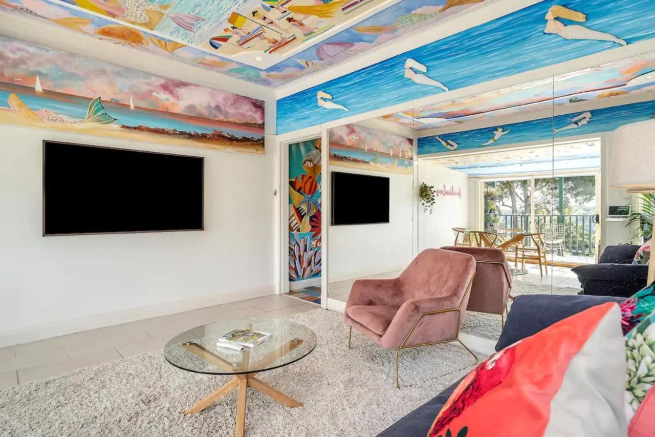 Apartment Harbourside Pad With Waterfront Views
