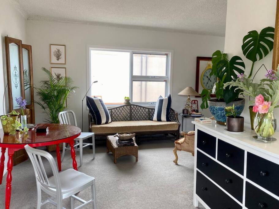 Ocean View Apartment *