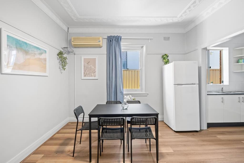Comfort Queen - Private - Prime Spot Holiday home *