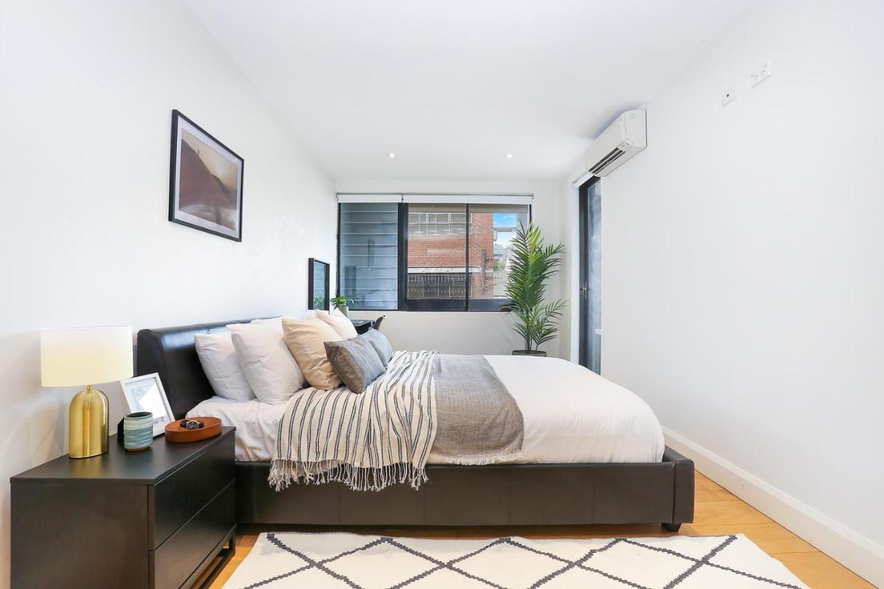 Urban Retreat In Surry Hills L 2 Bedroom Property With Parking Sidney