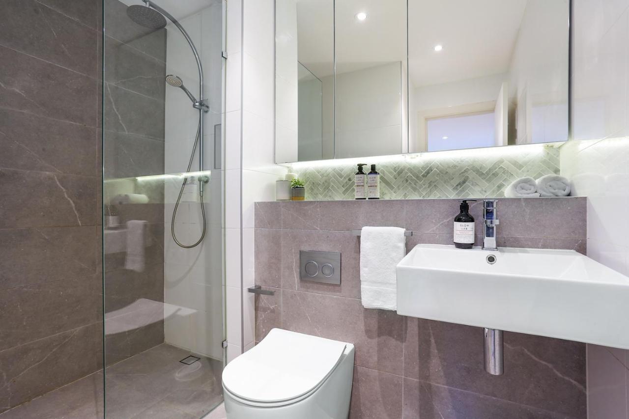 Urban Retreat In Surry Hills L 2 Bedroom Property With Parking *