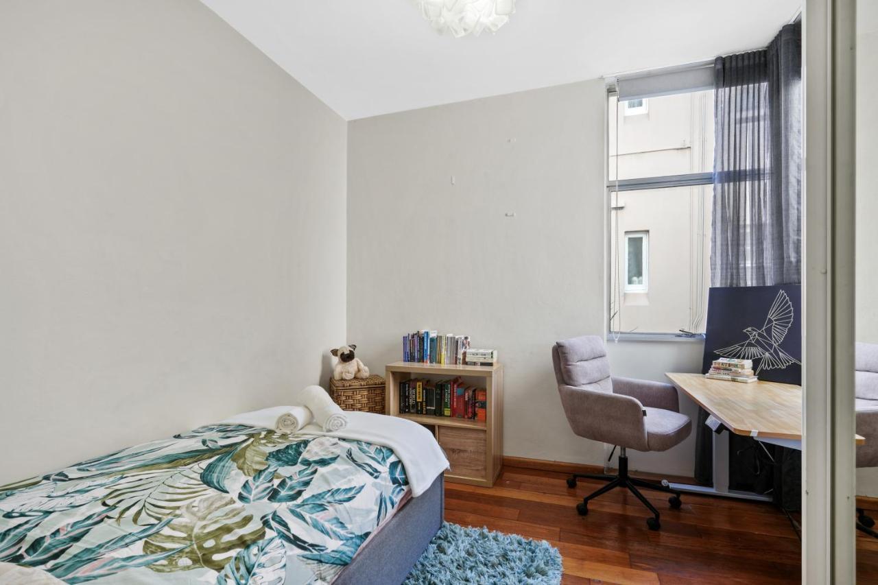 Sunny Bondi Retreat: & Culture Unite! *