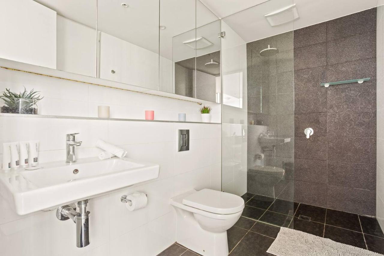 'sussex Suite' Sunny Living By Darling Harbour Sydney
