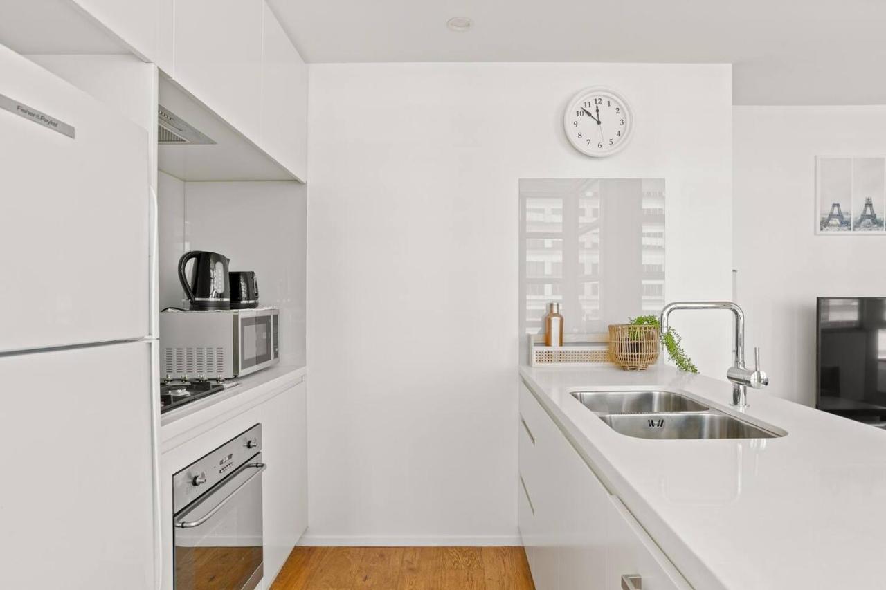 'sussex Suite' Sunny Living By Darling Harbour Sydney