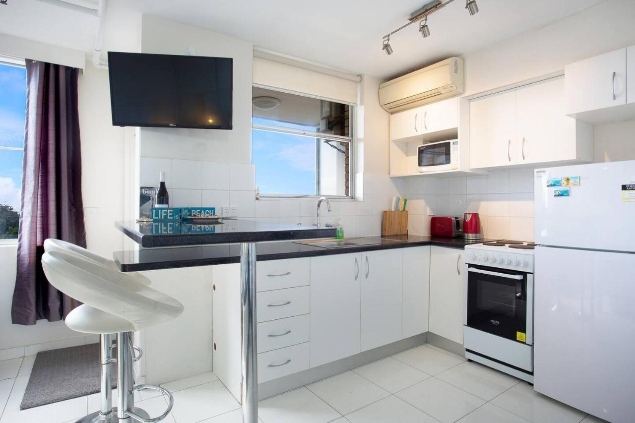 'bondi Fairview' Coastal Panorama With Balcony Apartment Sydney