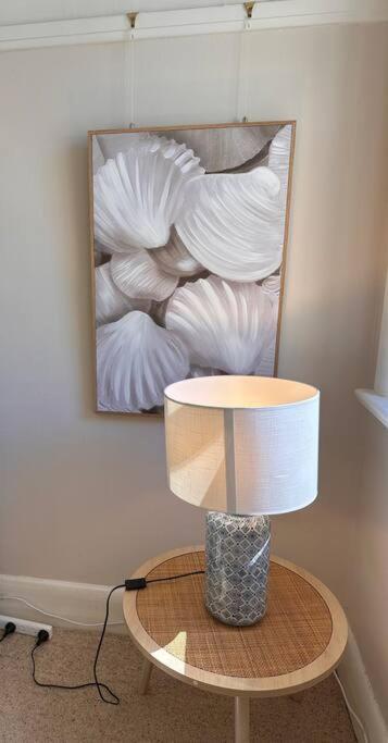 Chic 1-bed Unit At Potts Point Apartment