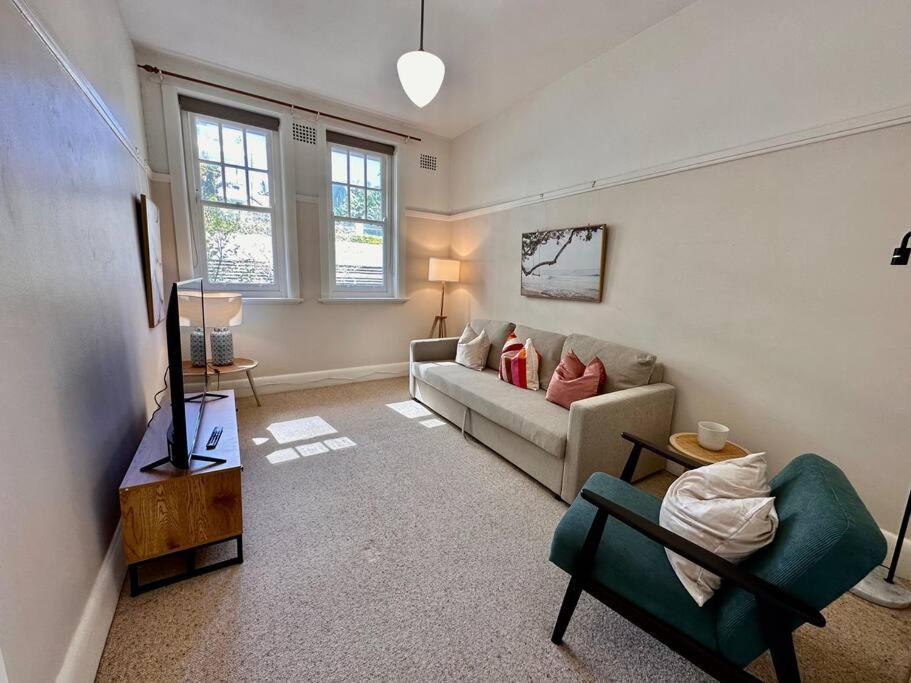 Chic 1-bed Unit At Potts Point