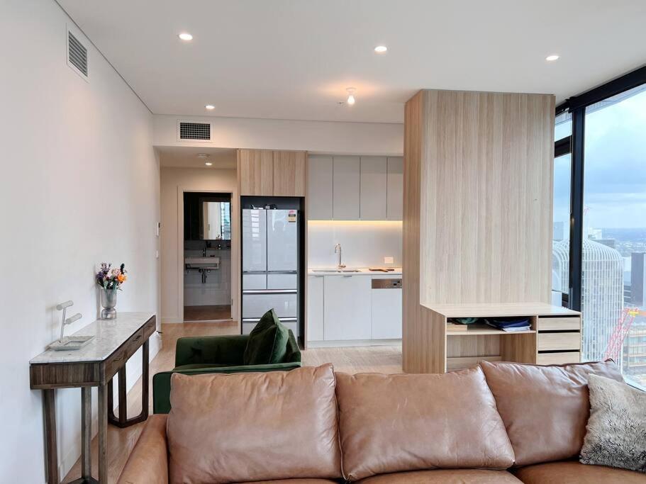 Cbd Luxury Furnished & Views * Sydney