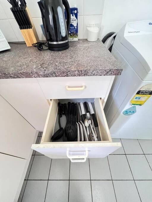 Cozy1 Bedroom Unit Near Maroubra Apartment *