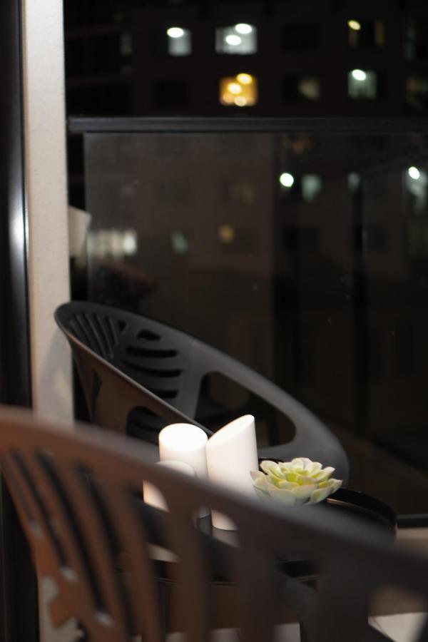 Prime Spot: Modern Studio+balcony Darling Harbour *