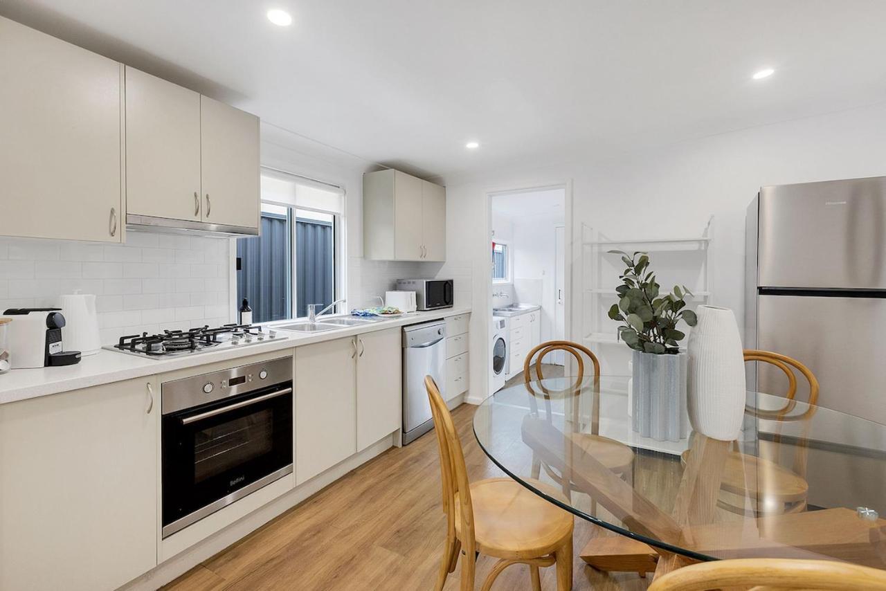 Apartment Chic 3-br Terrace - Prime Location, Modern Comforts
