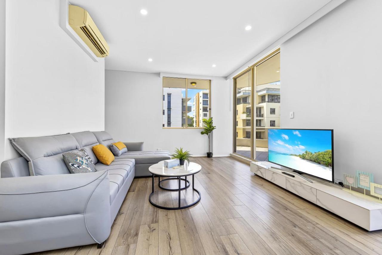 Fabulous 2b Apt Waterloo Sydney