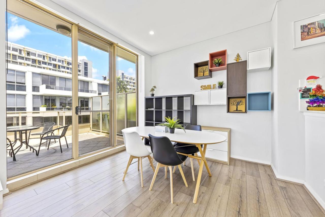 Fabulous 2b Apt Waterloo Apartment Sydney